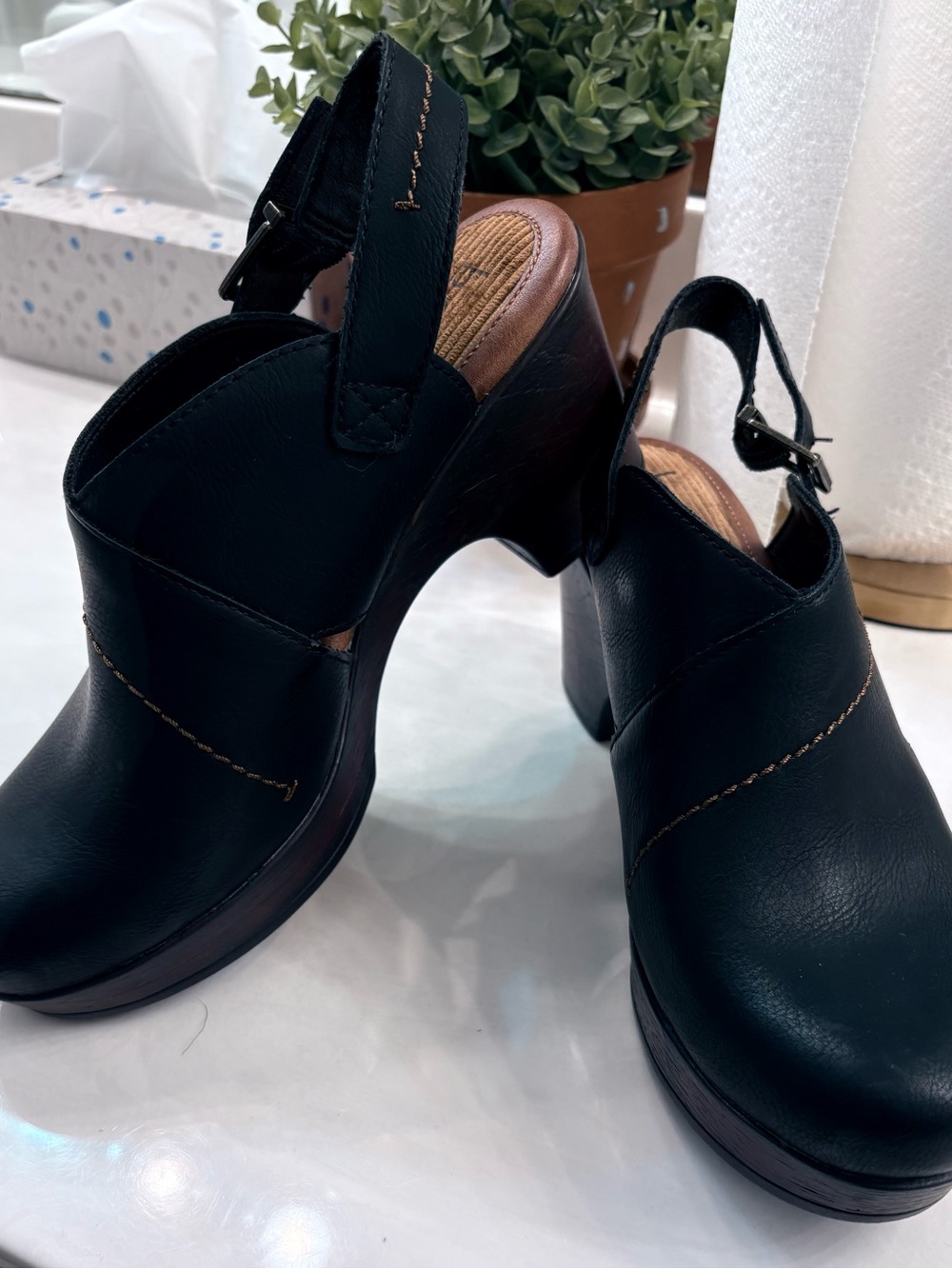 b.o.c. Black Leather Slingback Clog Heels